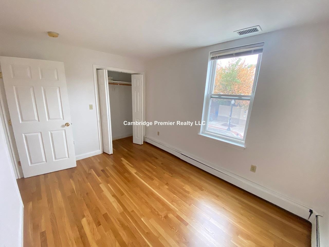 8th St #2 - Photo 4 of 17