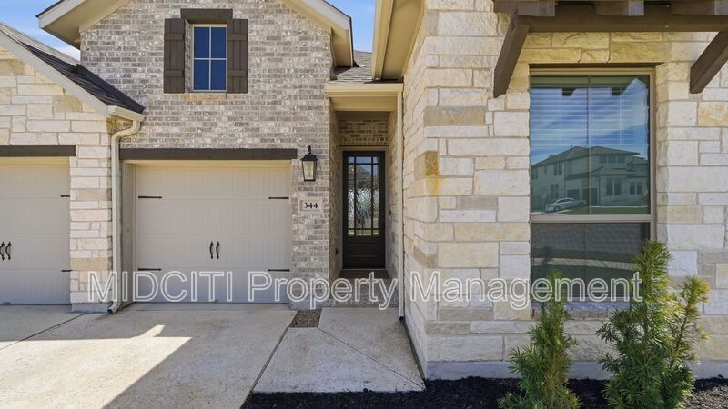 344 Carpenter Hill Dr - Photo 2 of 37