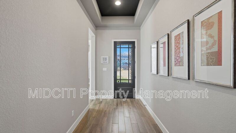 344 Carpenter Hill Dr - Photo 3 of 37