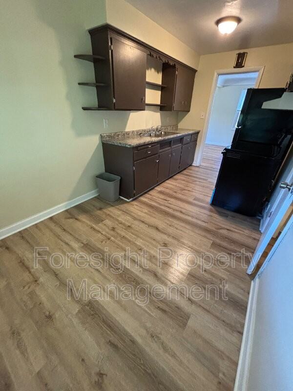 17460 Chagrin Blvd #2 - Photo 3 of 15