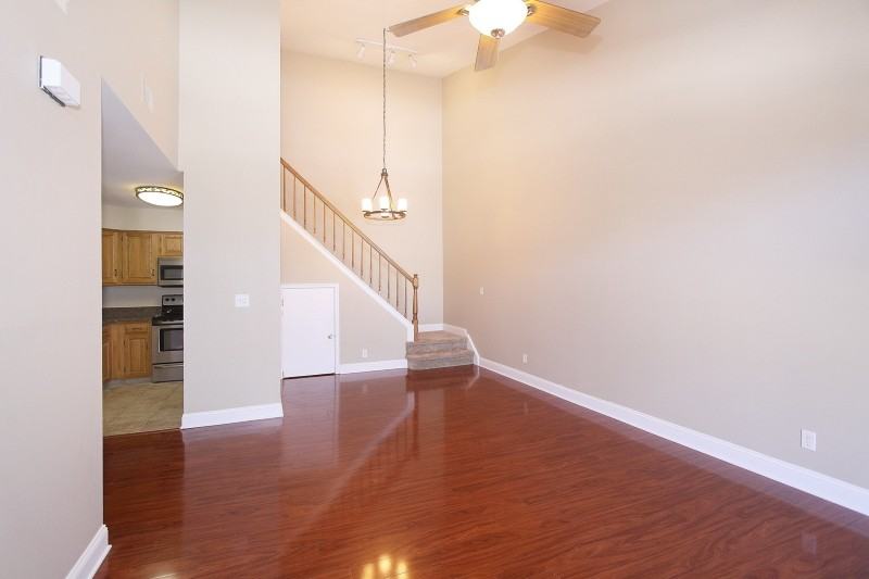 28 Pine Ct - Photo 3 of 10