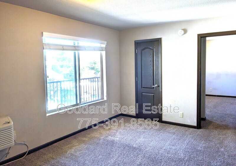 1700 Locust St #10 - Photo 2 of 8