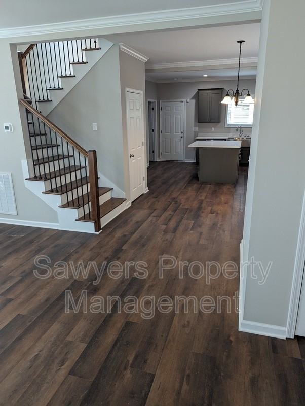 36A Green St - Photo 3 of 16