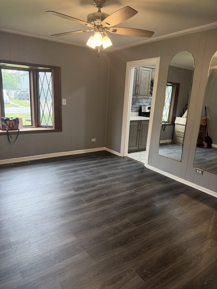 17111 Oakwood Ave #NA - Photo 4 of 19