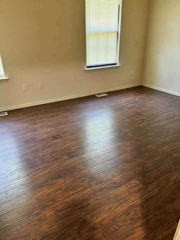 38 Greenwich Dr #38 - Photo 5 of 11