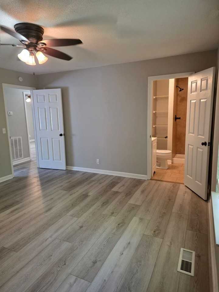 107 Laferry Ln - Photo 7 of 45