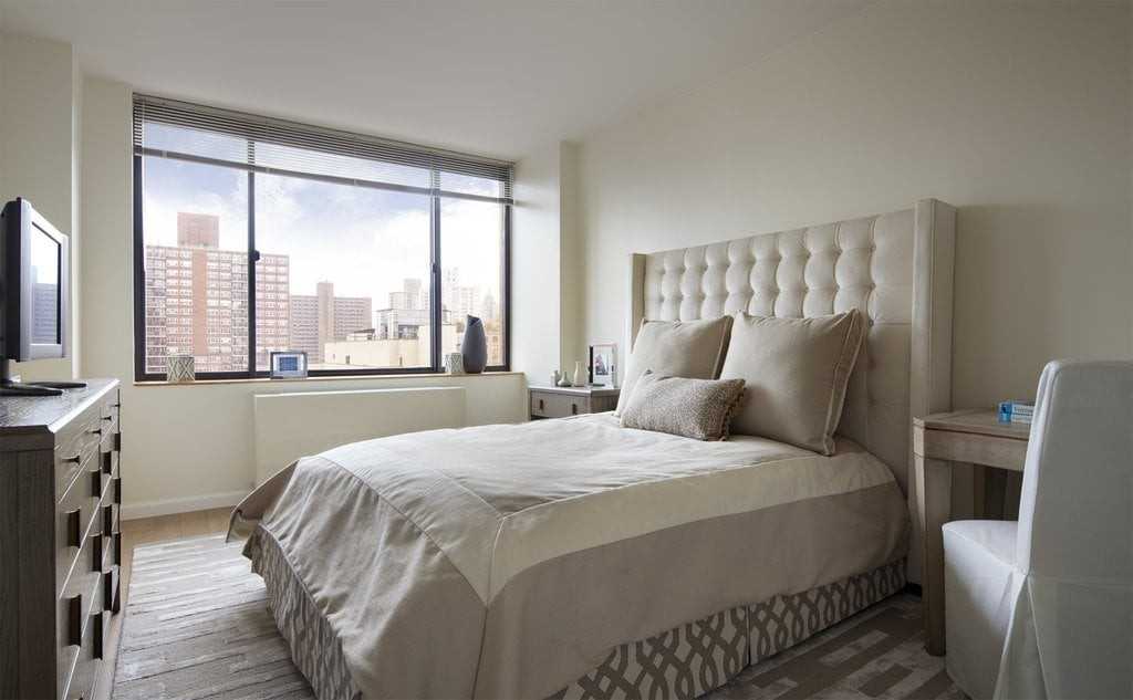 W 94th St #PHH - Photo 2 of 7