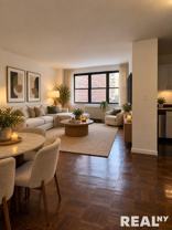 5th Ave #8P - Photo 1 of 1