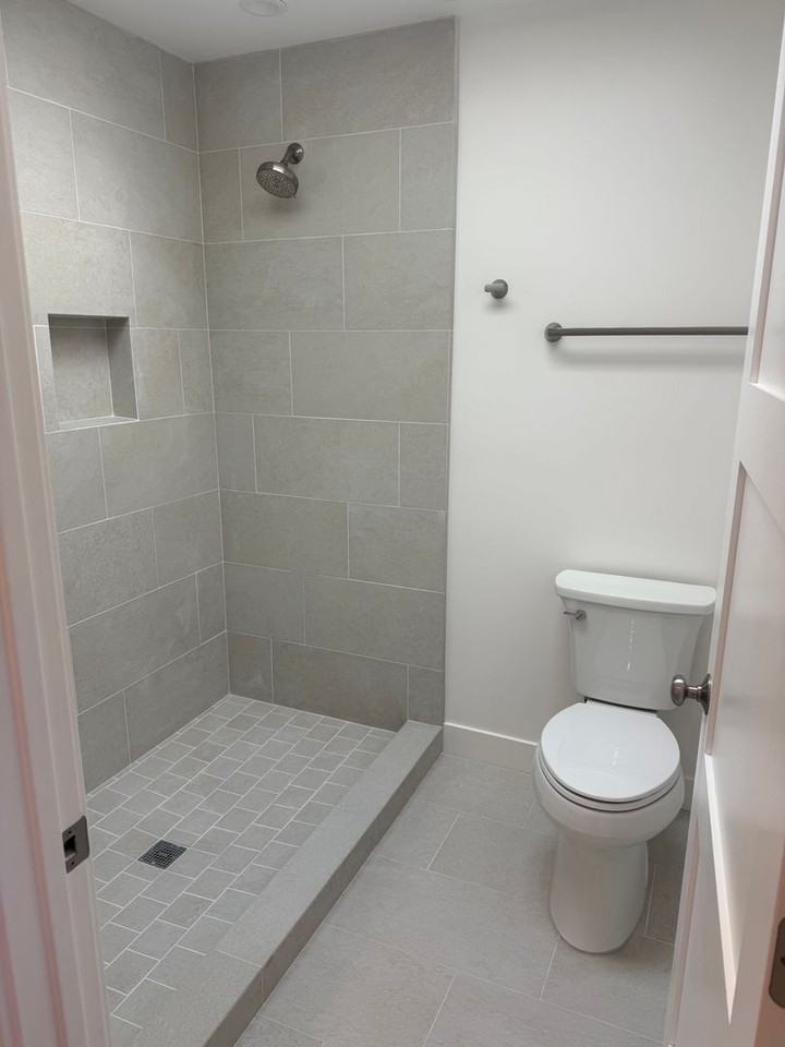 1198 Josselyn Canyon Rd - Photo 7 of 23