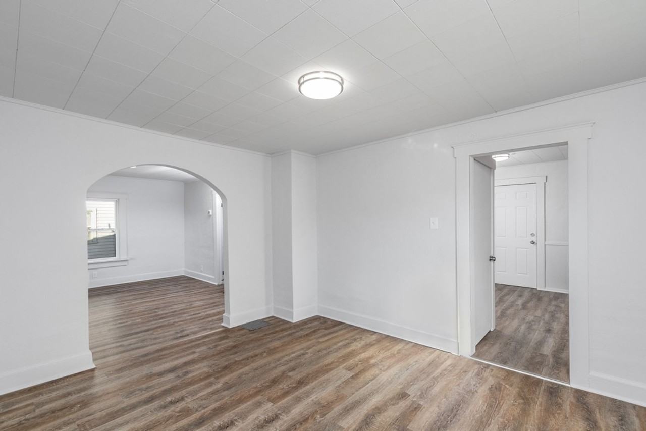 1904 Taft Ave Ne - Photo 6 of 18