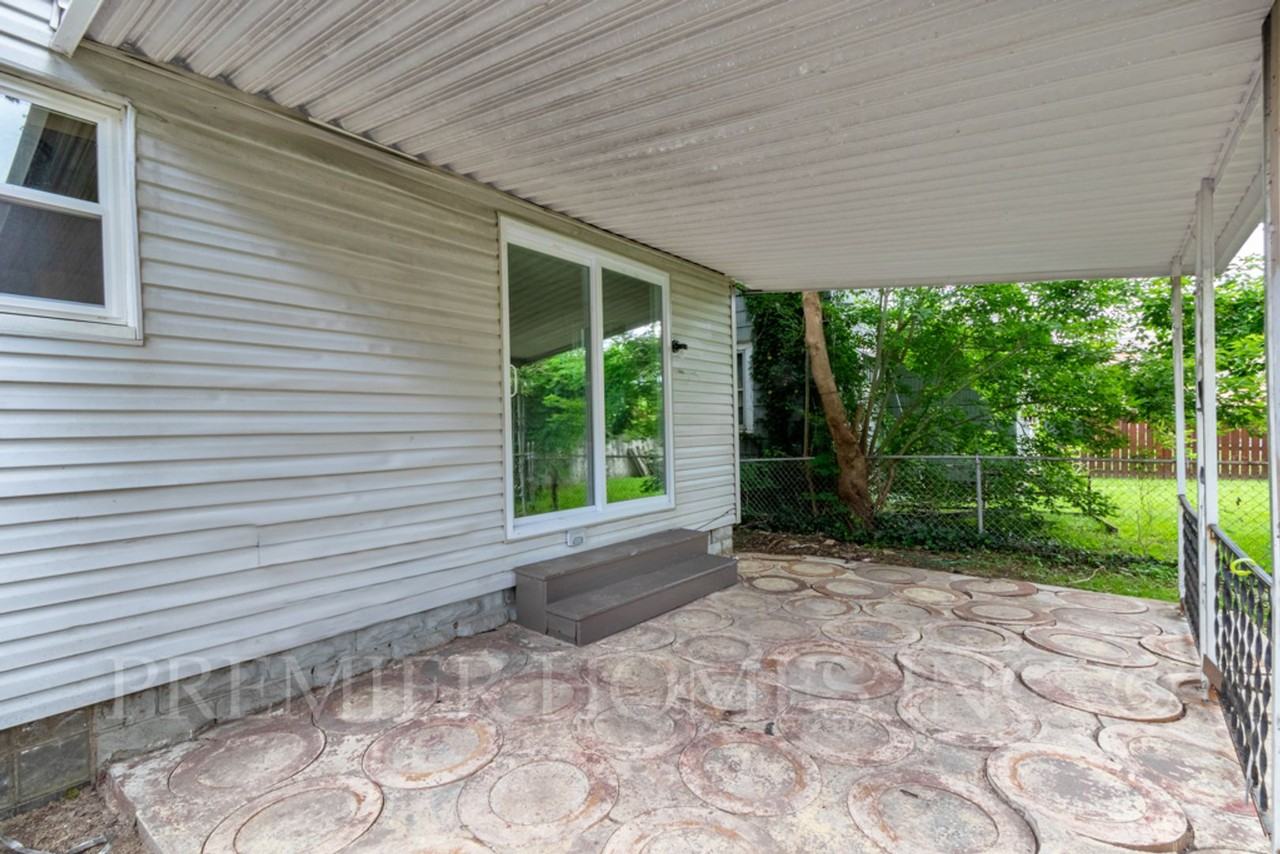 415 Elgin Ave Nw - Photo 3 of 23