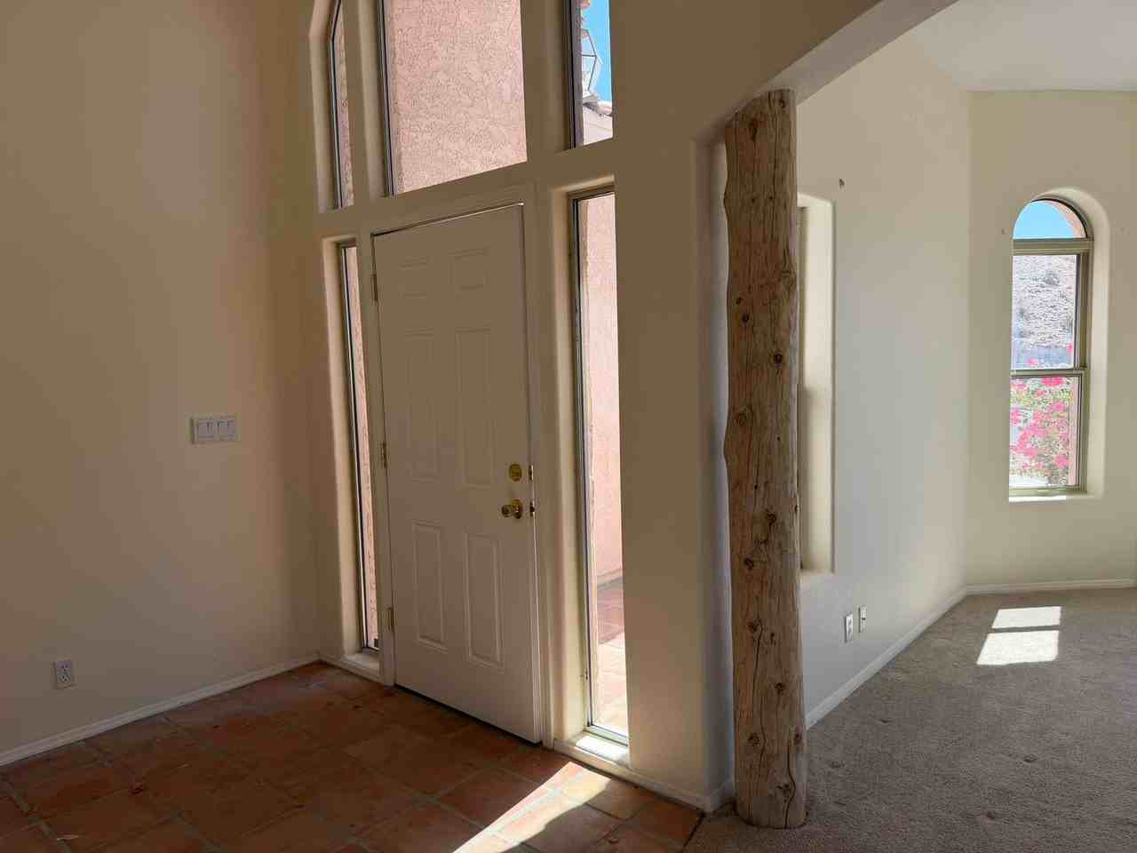 3205 Locust Blvd - Photo 4 of 39