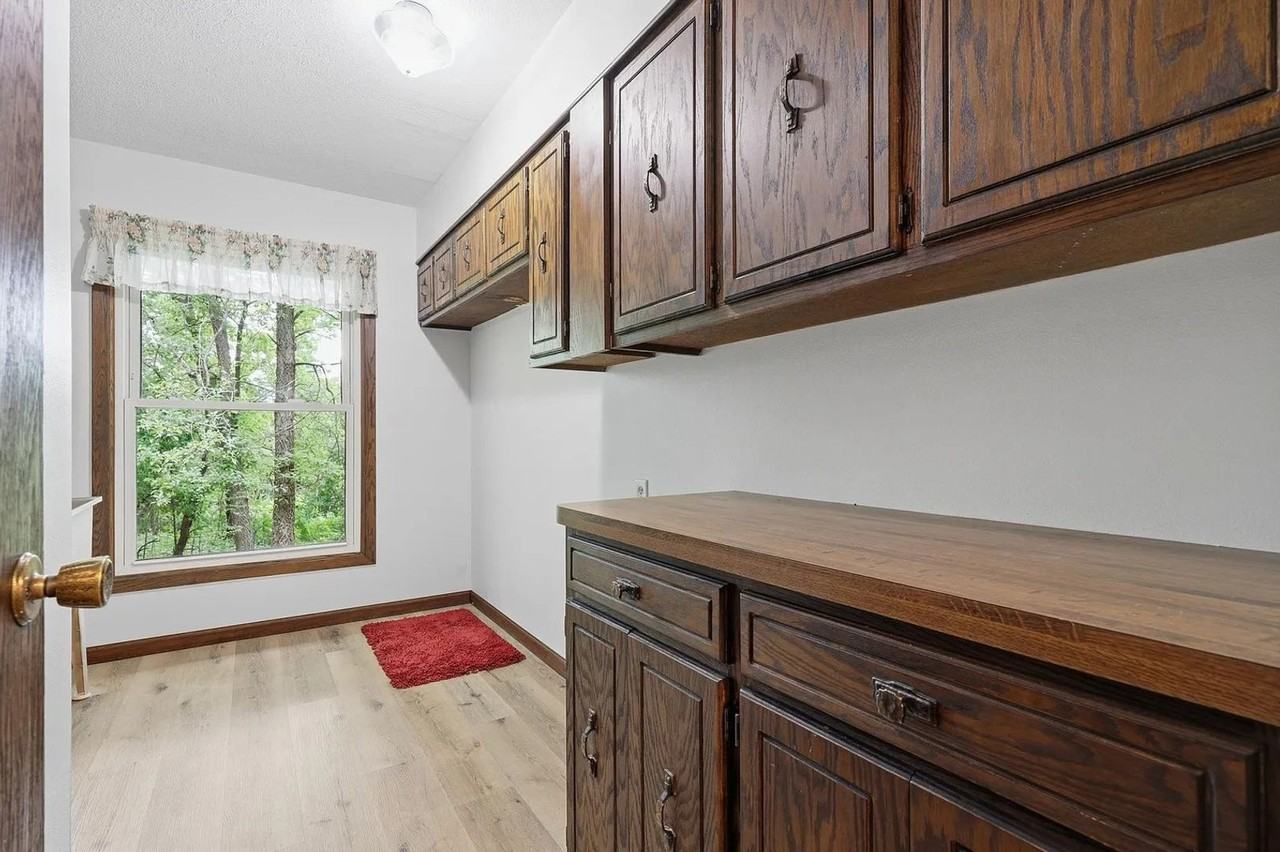 17360 205th Ave Nw - Photo 4 of 47