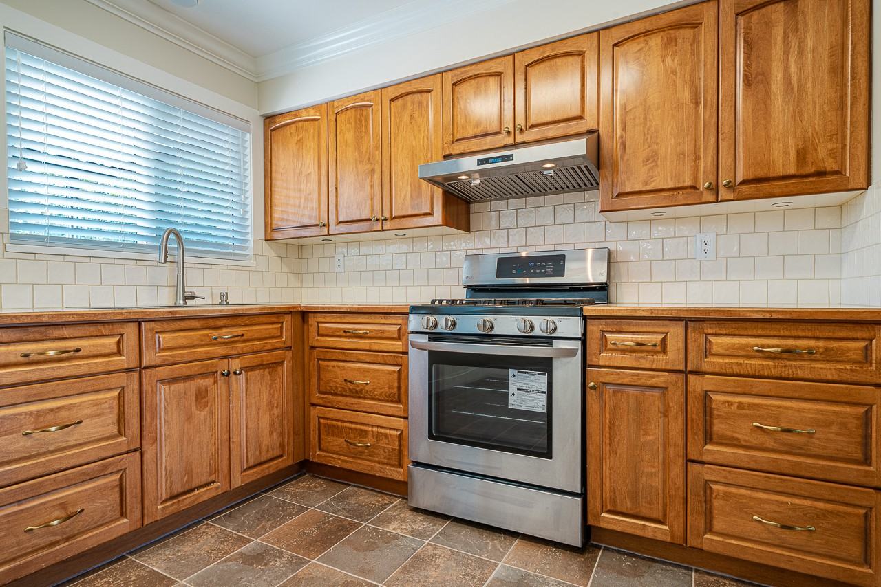 14778 106 Avenue - Photo 6 of 19