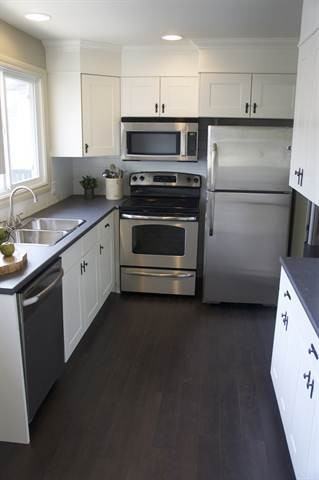 10607 100 Ave - Photo 3 of 8