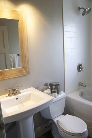 10607 100 Ave - Photo 6 of 8