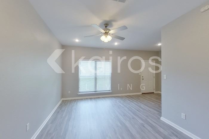 2118 Wilson Rd #B - Photo 2 of 20