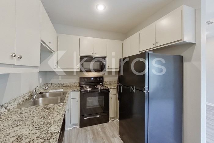 2118 Wilson Rd #B - Photo 5 of 20