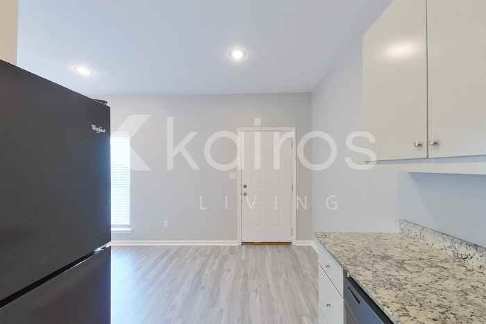 2118 Wilson Rd #B - Photo 6 of 20
