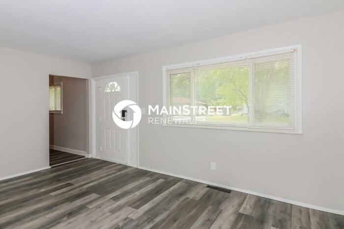 5112 Benham Dr - Photo 4 of 15