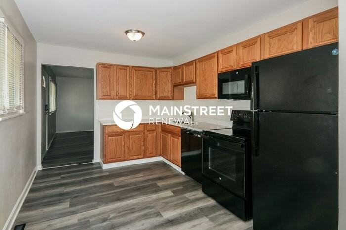 5112 Benham Dr - Photo 6 of 15