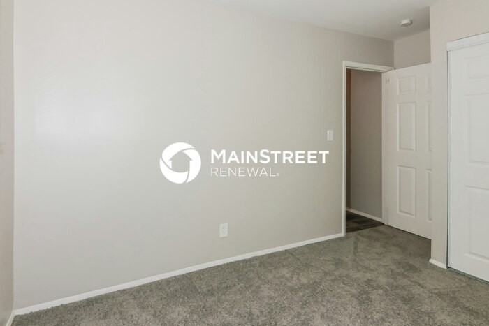 5112 Benham Dr - Photo 7 of 15
