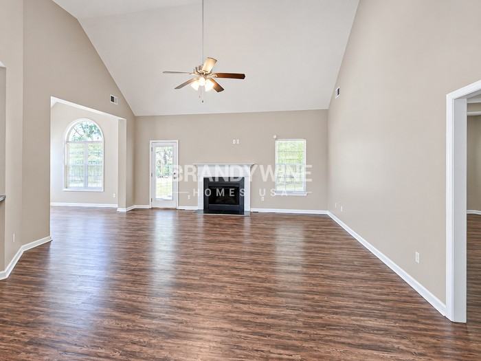 772 Castlebrooke Dr - Photo 4 of 28