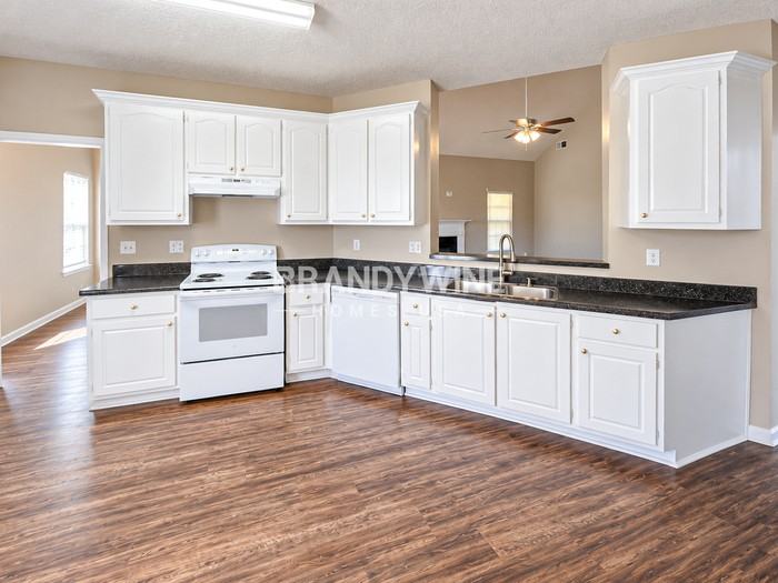 772 Castlebrooke Dr - Photo 7 of 28