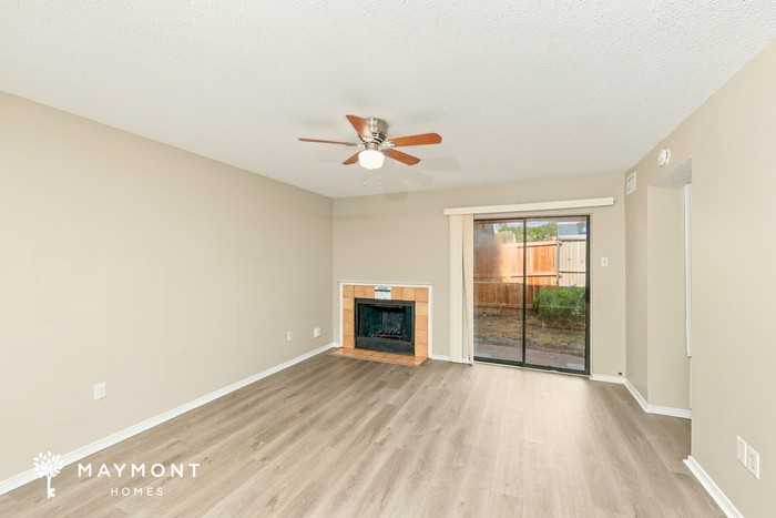 1611 Horizon St - Photo 5 of 17