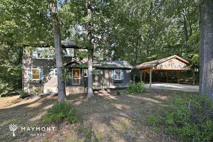857 Pinebranch St