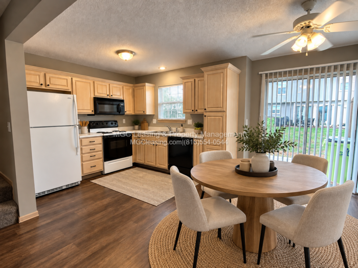 1013 Garden Way - Photo 4 of 22