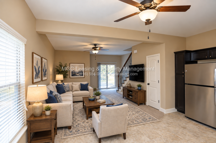 539 N Foxridge Dr - Photo 2 of 21