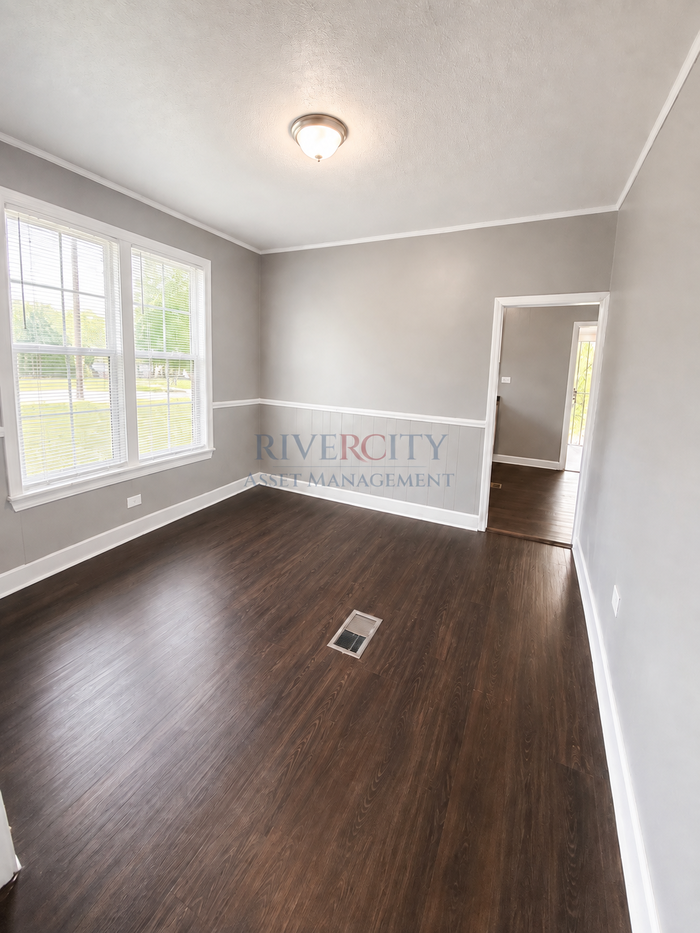 3609 Overton Crossing St - Photo 3 of 15