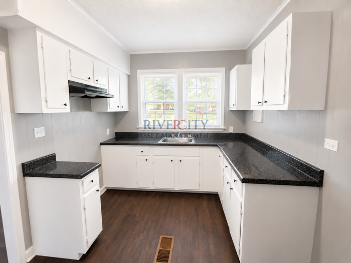 3609 Overton Crossing St - Photo 4 of 15