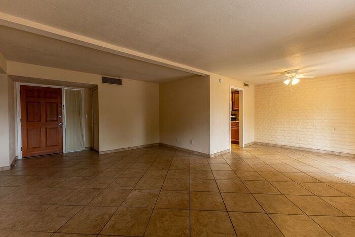 1433 S Park Ln - Photo 6 of 28