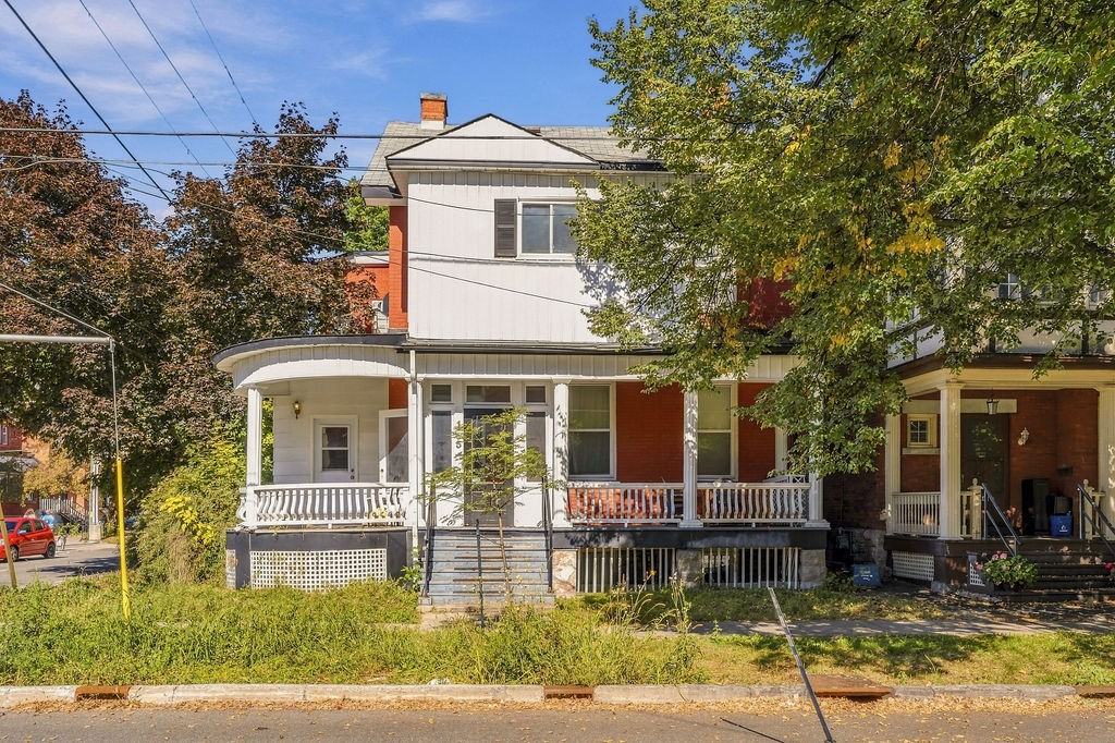 155 Stewart Street #2 - Photo 3 of 30