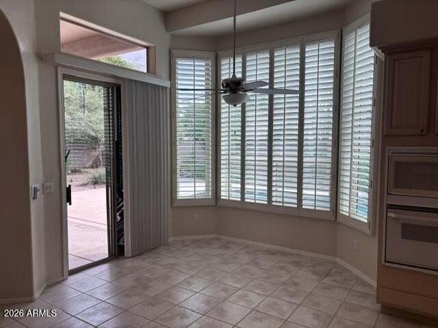 4419 E Robin Ln - Photo 5 of 15