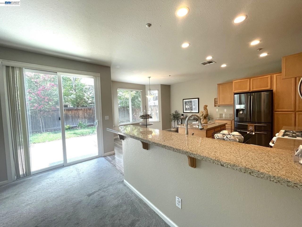 1250 Picadilly Ln - Photo 6 of 22