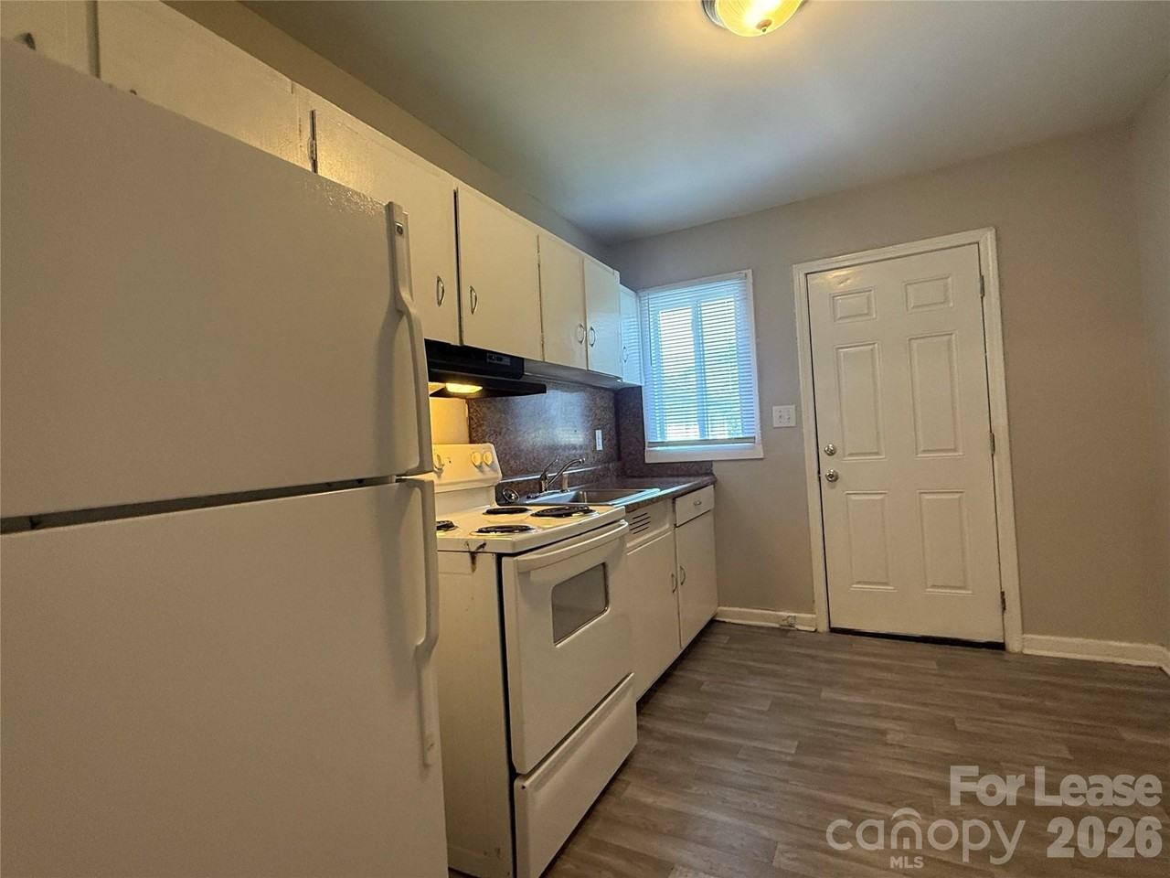 100 E Bradley St - Photo 7 of 20
