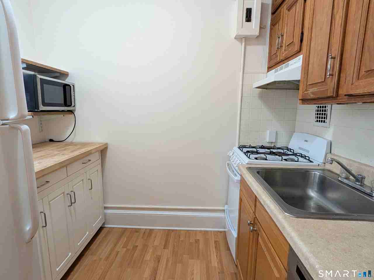 53 Prospect St #407 - Photo 5 of 13