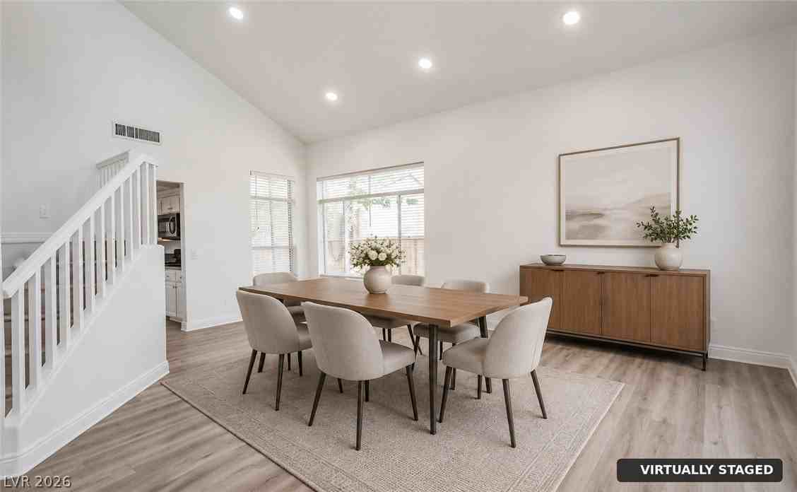 1601 Vespertina Ct - Photo 5 of 31