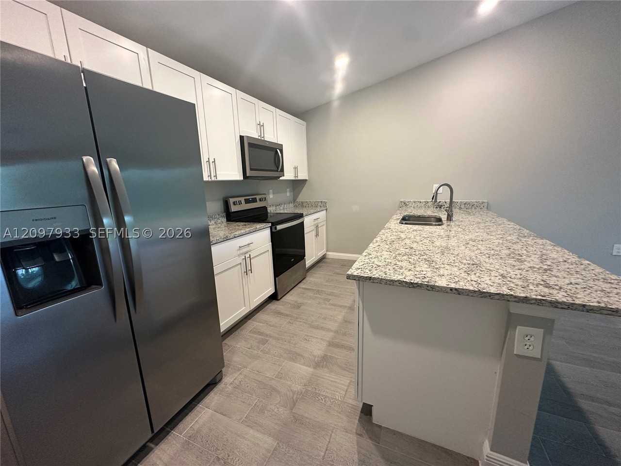 791 Bedford Dr #791 - Photo 3 of 19