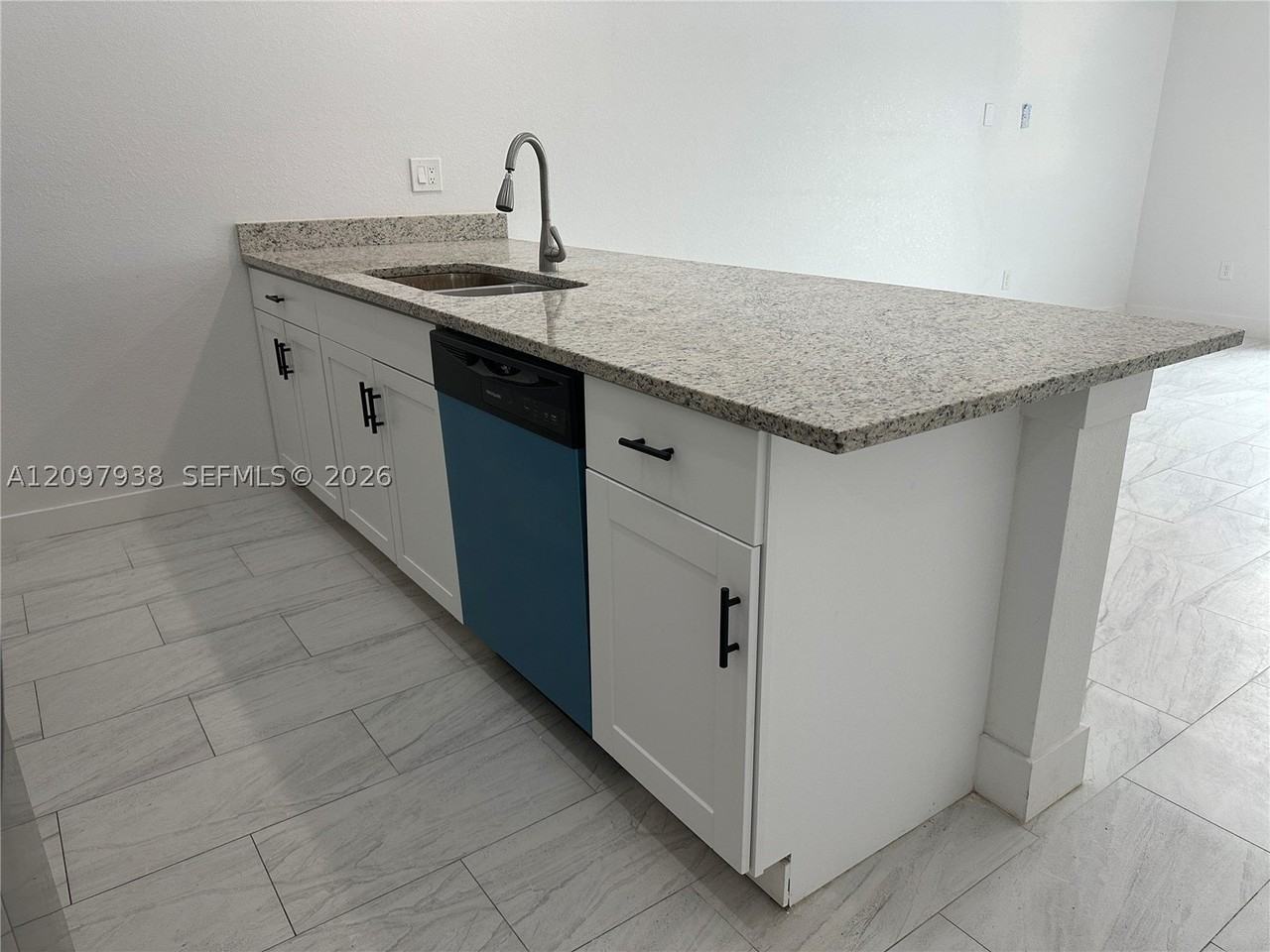 315 Piedmont St #315 - Photo 6 of 21