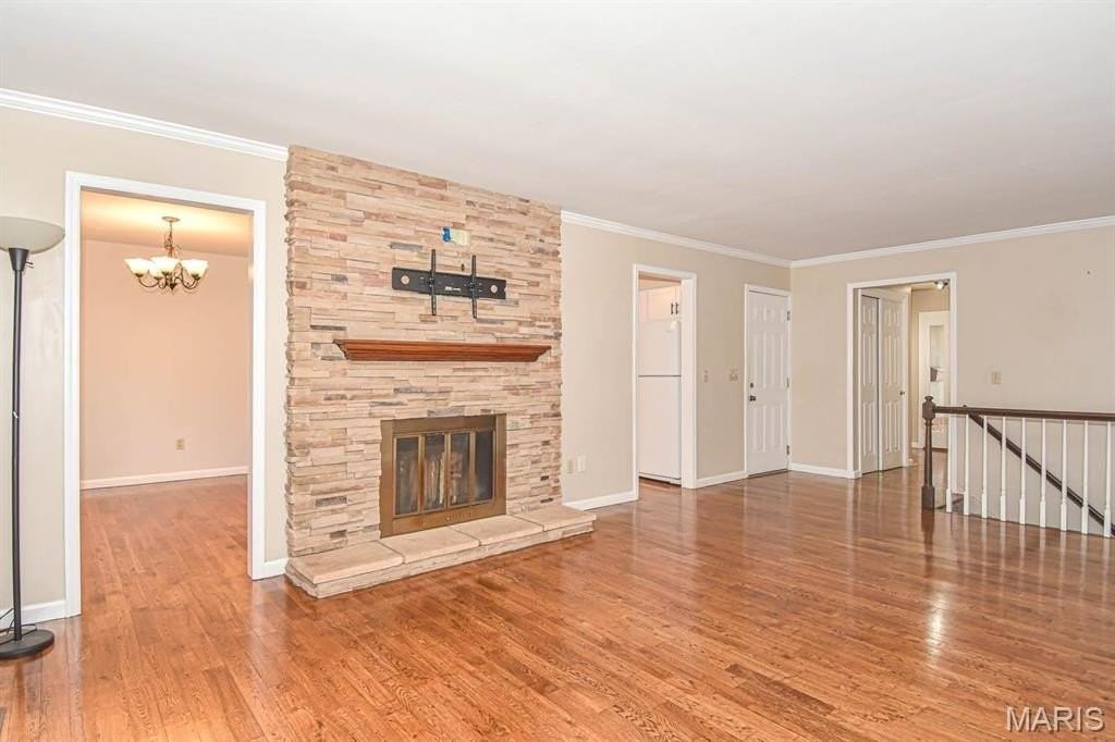 738 N Woodlawn Ave - Photo 4 of 31