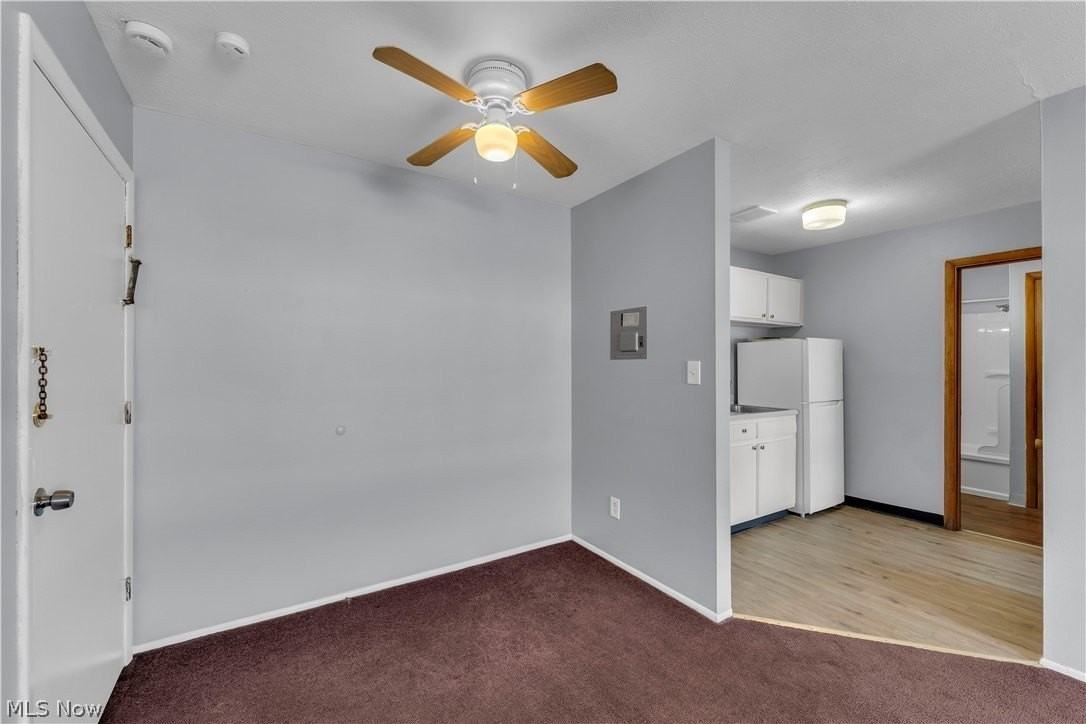 1415 Wyandotte Ave #205 - Photo 5 of 17