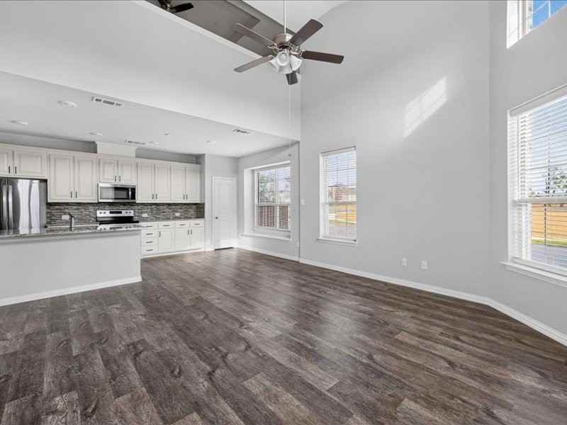 3434 Solana Cir - Photo 5 of 19