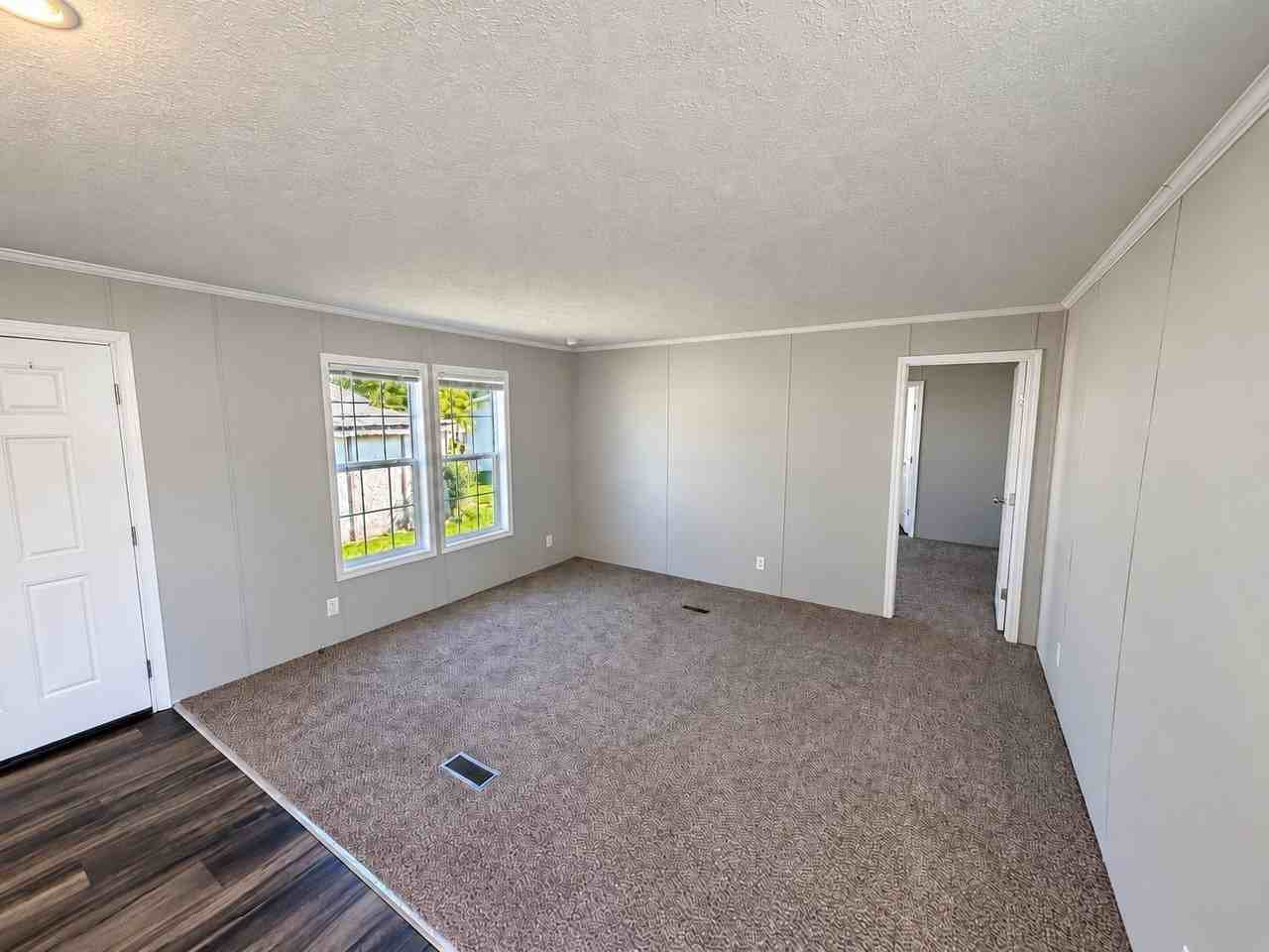 57 Bee Jay Dr #57 - Photo 4 of 7