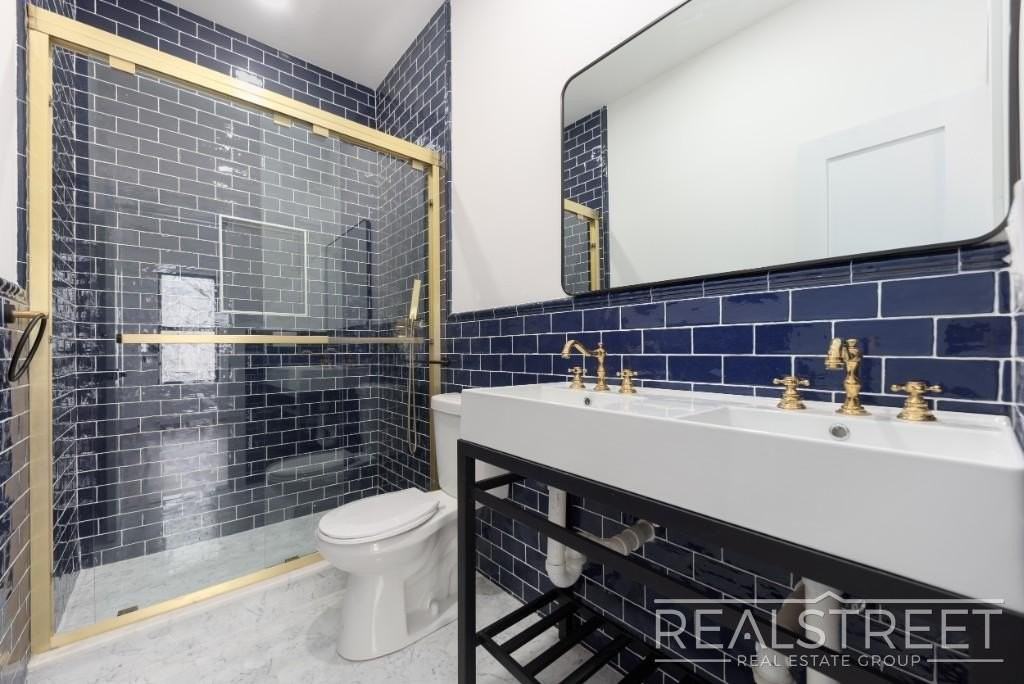 51 Rockaway Ave #1 - Photo 7 of 10