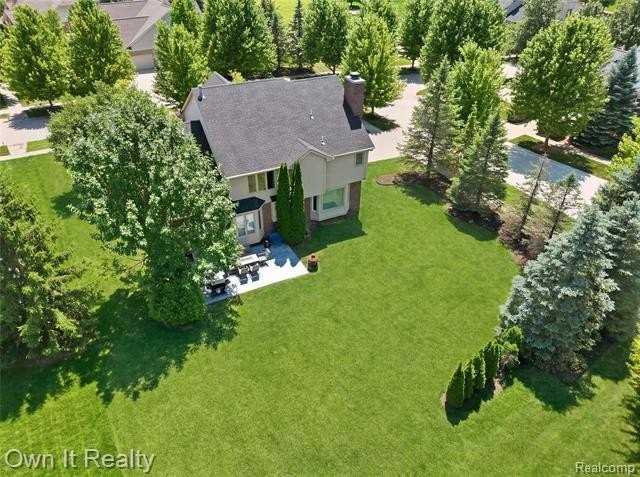 48280 Gladstone Rd - Photo 4 of 50