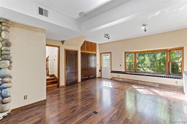 45819 7 Mile Rd - Photo 6 of 22